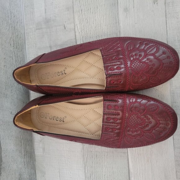 Forest Womens Embroidered Leather Loafers Size 10 Burgundy - Picture 2 of 6